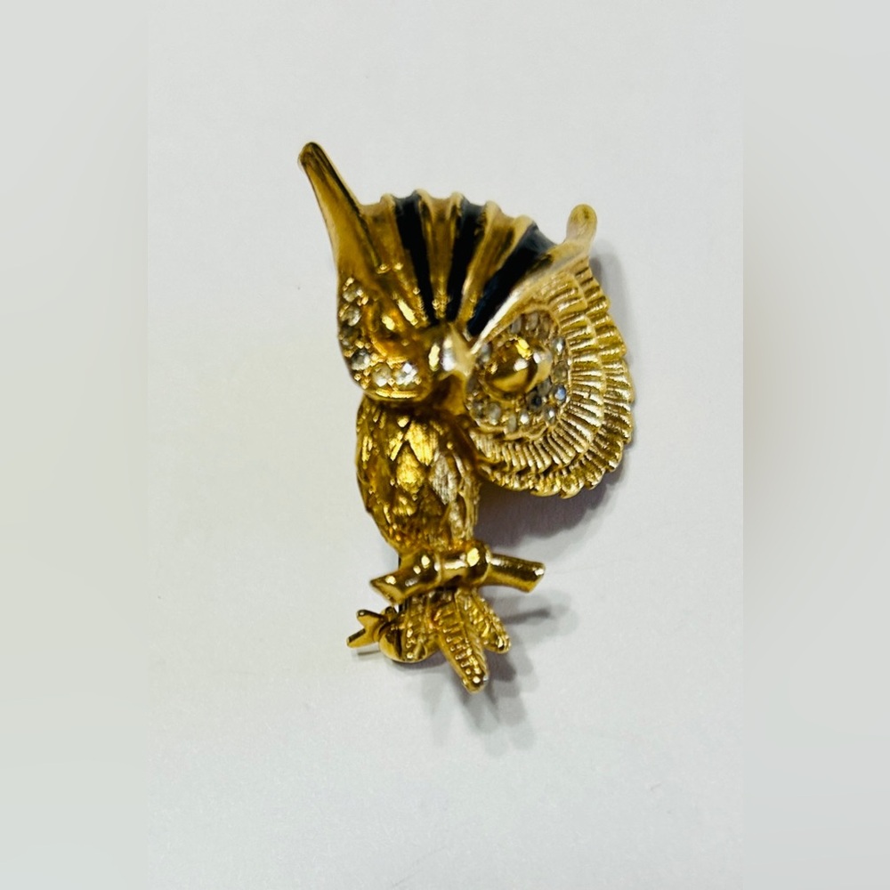 Vintage Owl on branch brooch w pave crystals around gold eyes. Black enamel trim